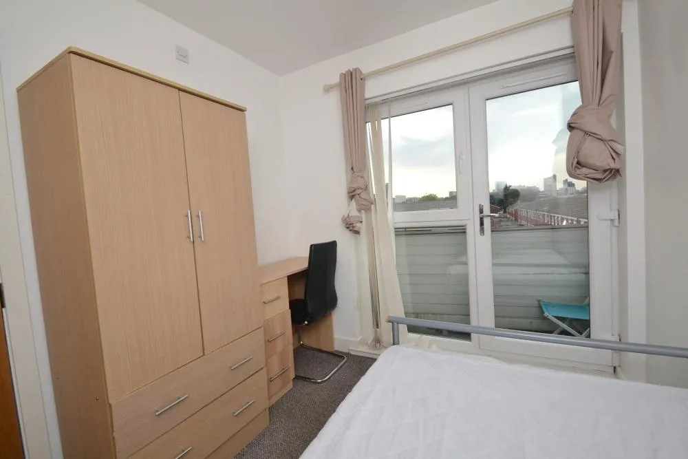 Plymouth View, Ardwick, M13, photo 15