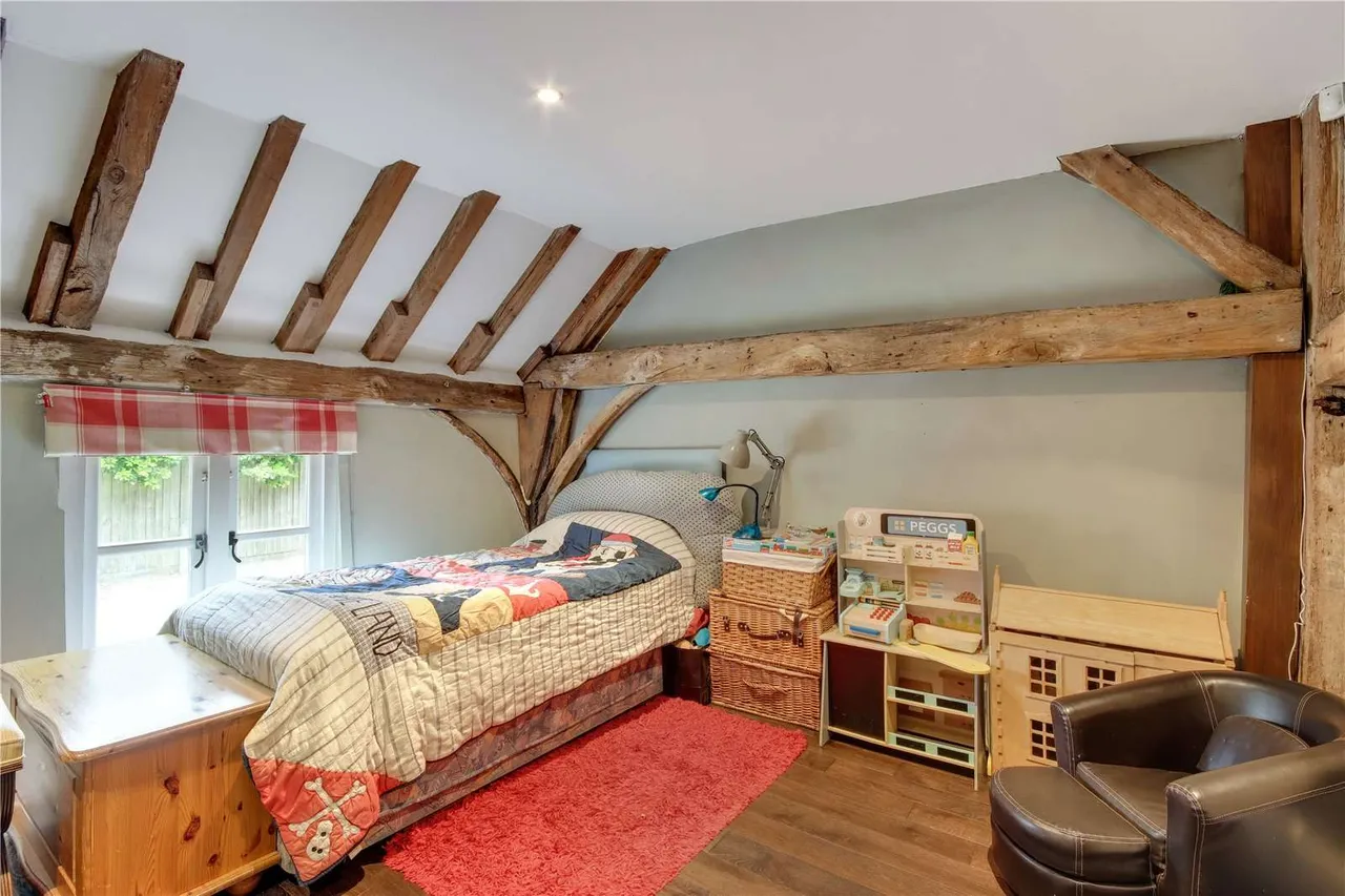 Hale Street, East Peckham, Tonbridge, Kent, TN12 5HZ, photo 11