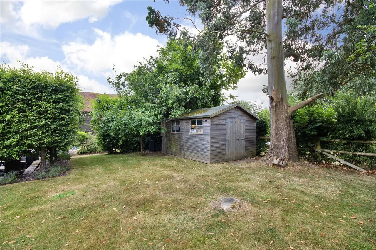 Hale Street, East Peckham, Tonbridge, Kent, TN12 5HZ, photo 6