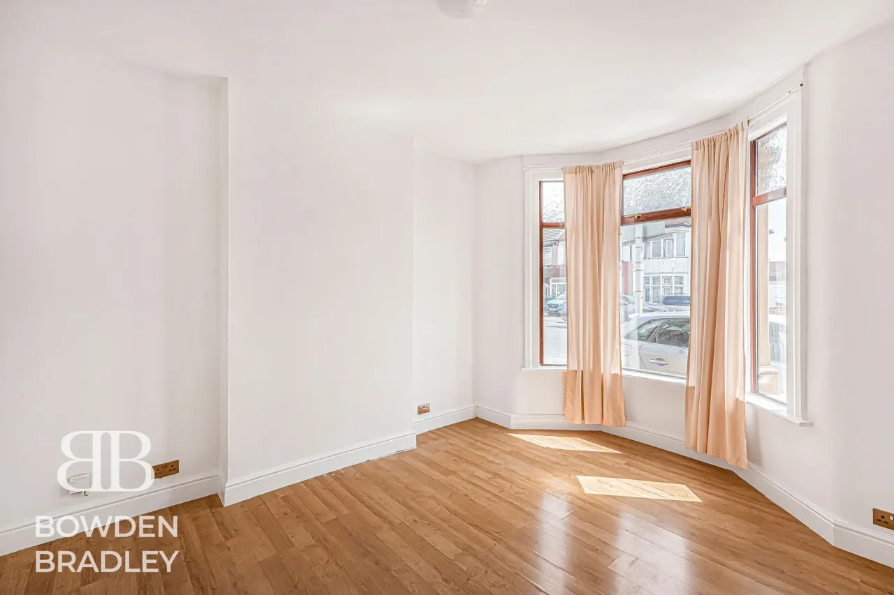 Ley Street, Ilford, IG1, photo 4