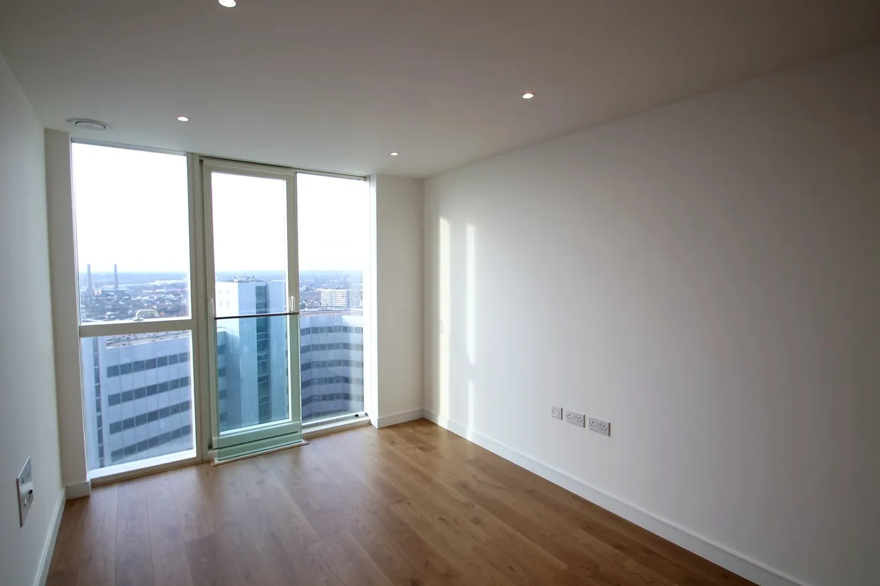 Pinnacle Apartments, Croydon, CR0, photo 3