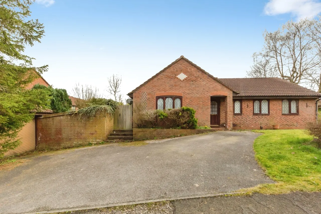 Drummond Way, Macclesfield, Cheshire, SK10, photo 9