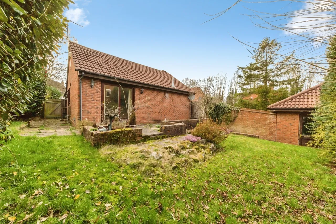 Drummond Way, Macclesfield, Cheshire, SK10, photo 13