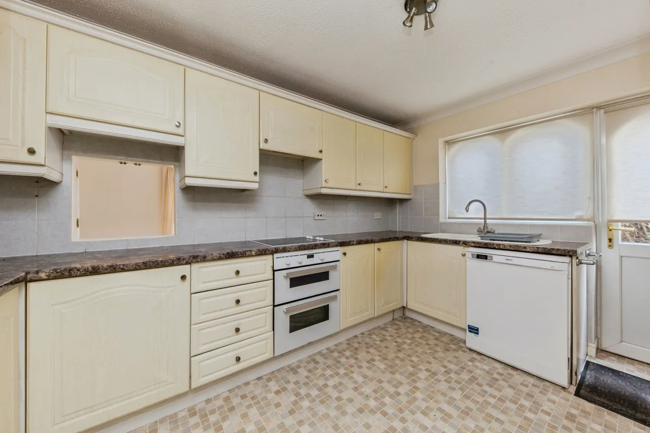 Drummond Way, Macclesfield, Cheshire, SK10, photo 7