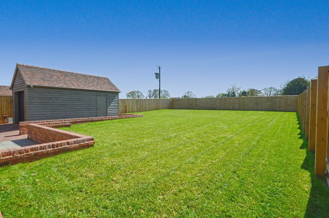 3 Maythorne Close, Leysters. NEW HOME, photo 54