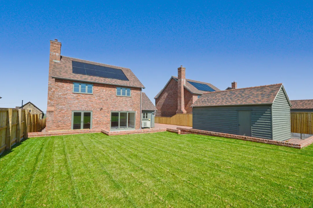 3 Maythorne Close, Leysters. NEW HOME, photo 56
