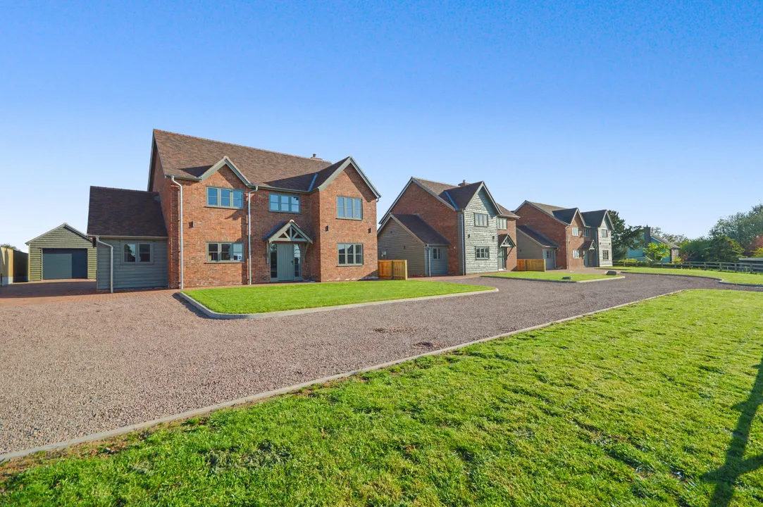 3 Maythorne Close, Leysters. NEW HOME, photo 30
