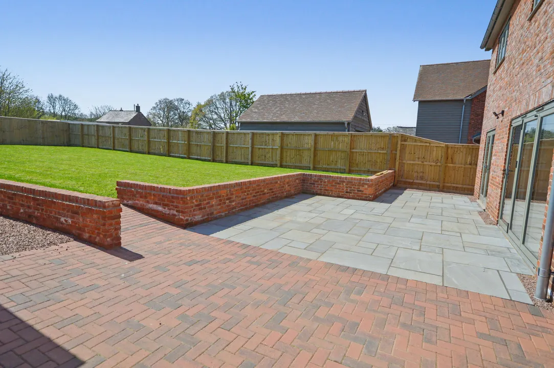 3 Maythorne Close, Leysters. NEW HOME, photo 29