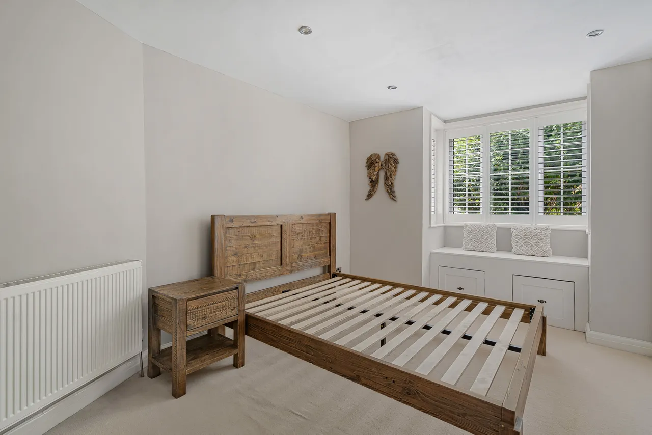 Little Green Lane, Farnham, GU9, photo 6