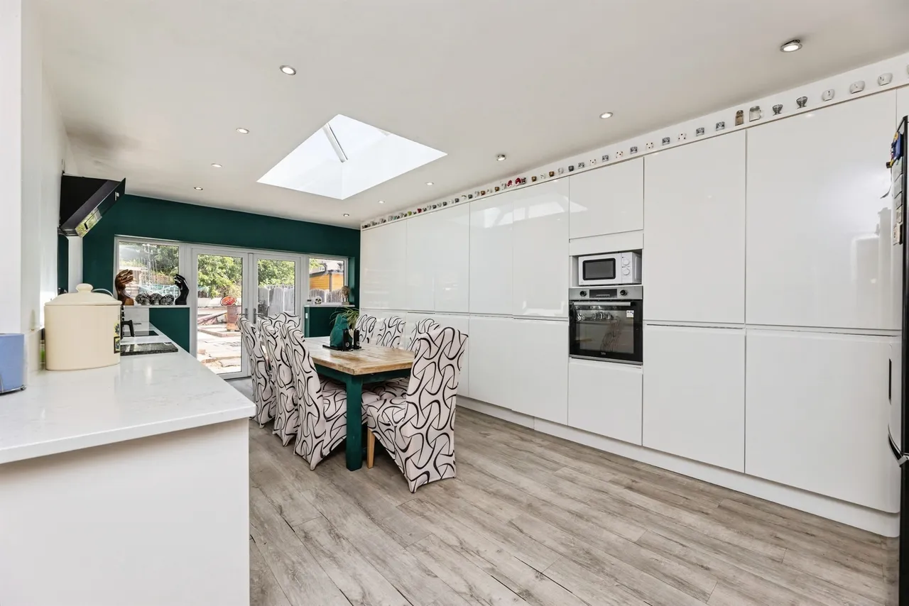 Redthorne Way, Shafton, Barnsley, photo 3