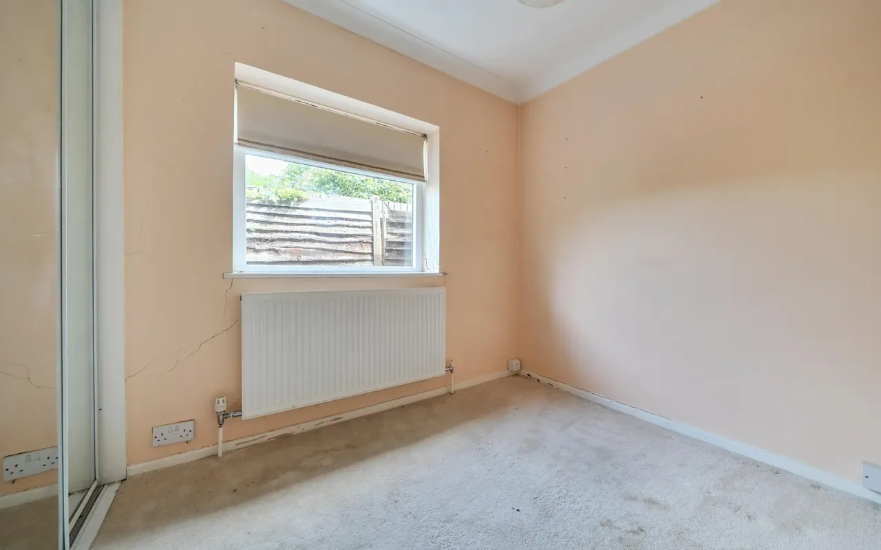Main Road, Biddenham, Bedford, photo 11