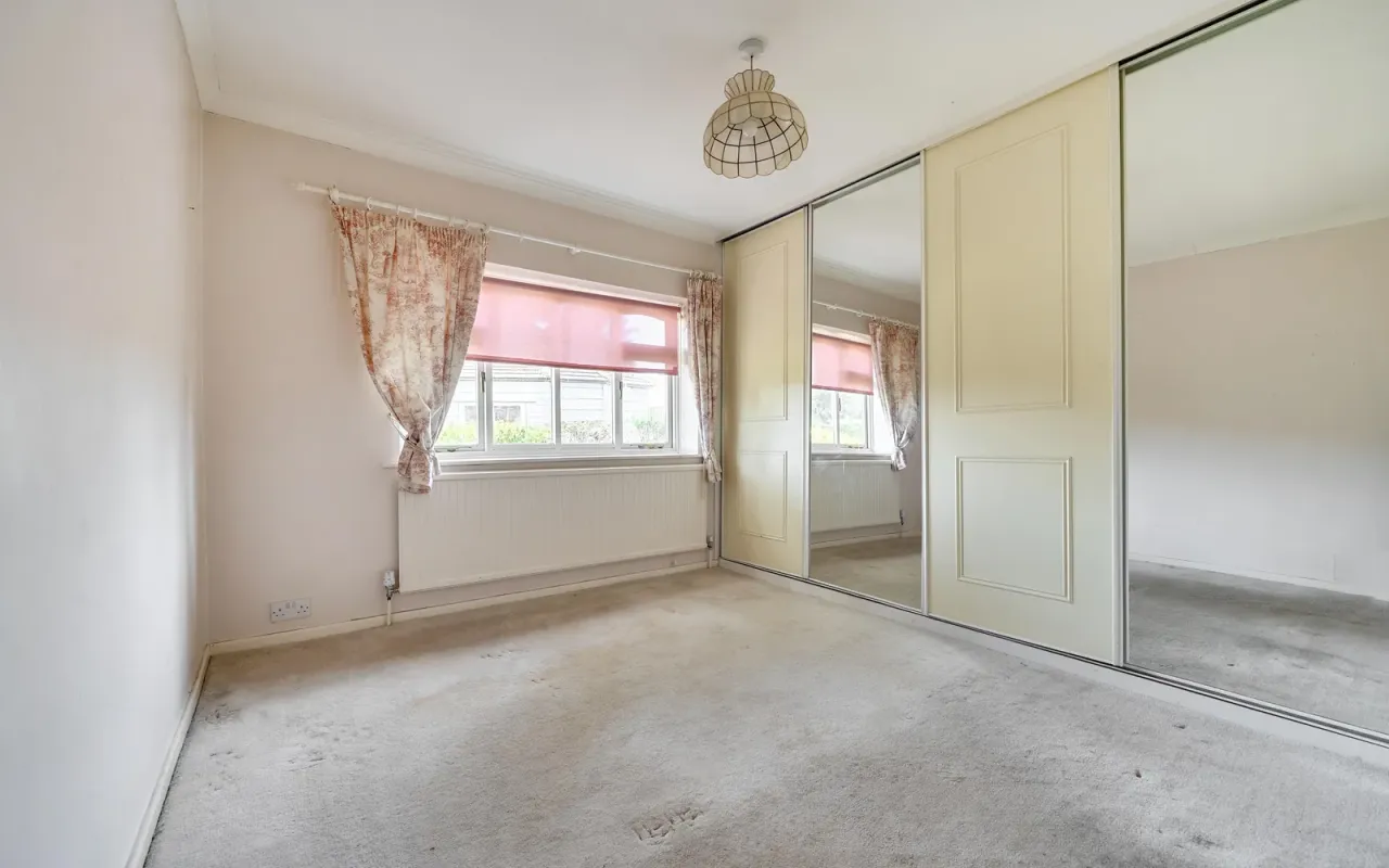 Main Road, Biddenham, Bedford, photo 10