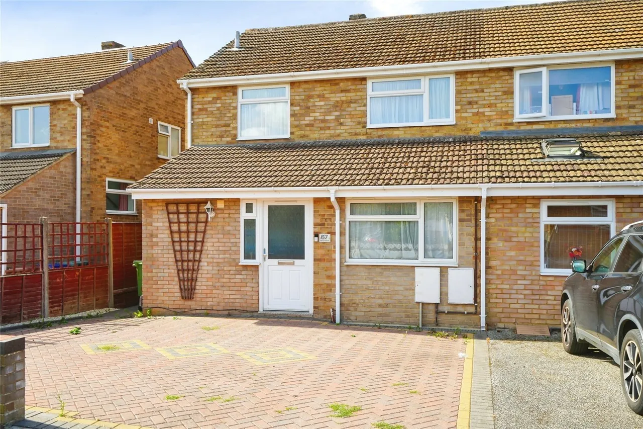 4 bed house for sale — Barry Avenue, Bicester, Oxfordshire, OX26