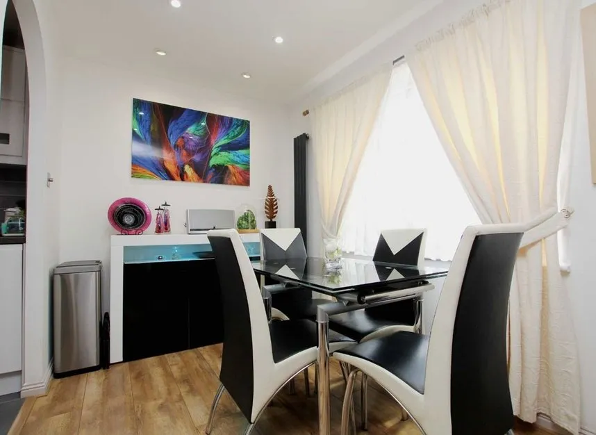 Old Park Mews, Hounslow, TW5, photo 3