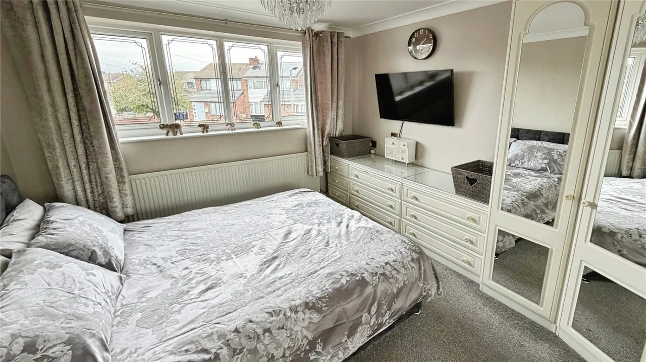 Burton Bank Road, Monk Bretton, S71, photo 8