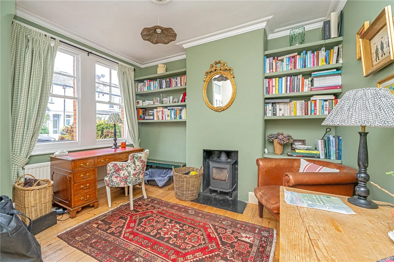 Myrtle Road, Hampton, TW12 1QB, photo 4