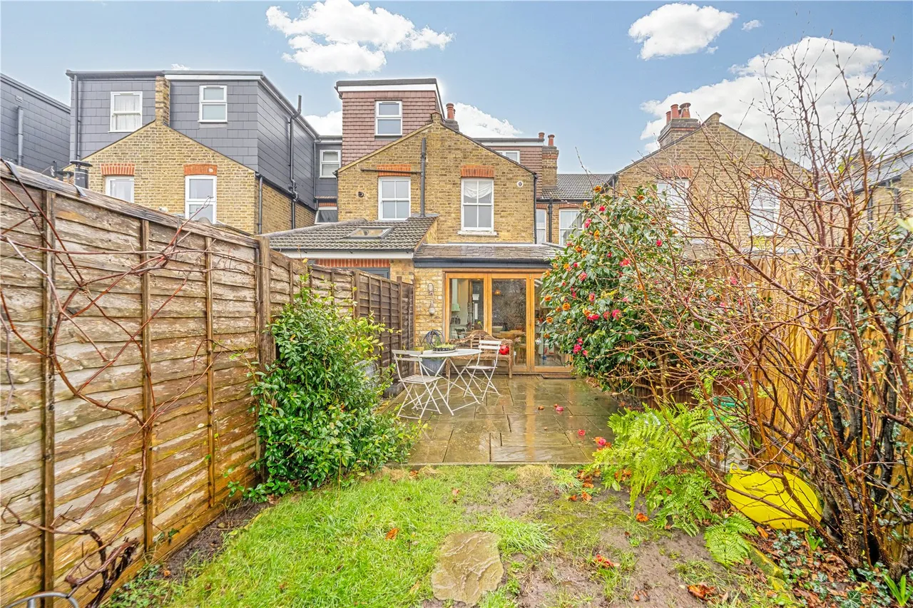 Myrtle Road, Hampton, TW12 1QB, photo 9