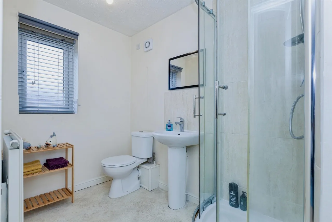 Cloverdale Road, Hamilton, Leicester, photo 5