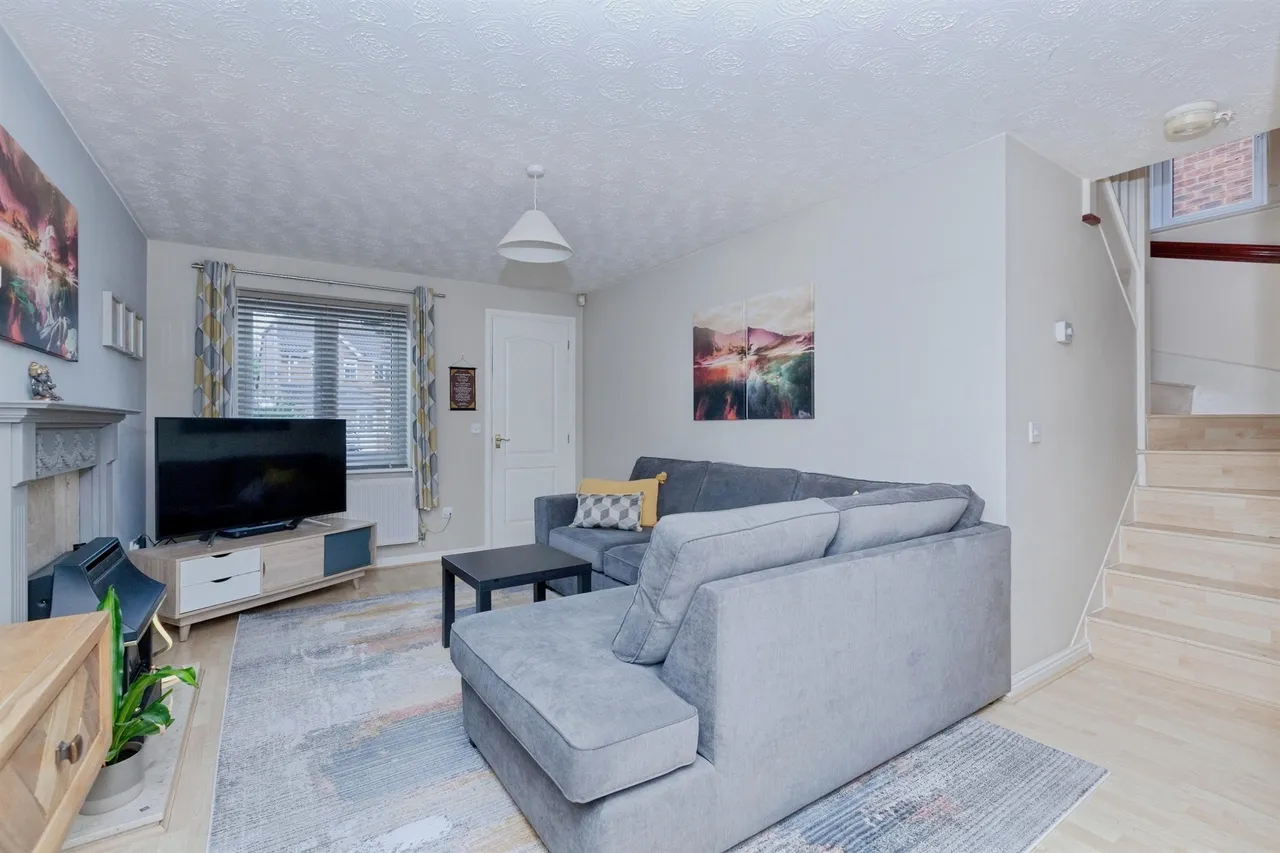 Cloverdale Road, Hamilton, Leicester, photo 10