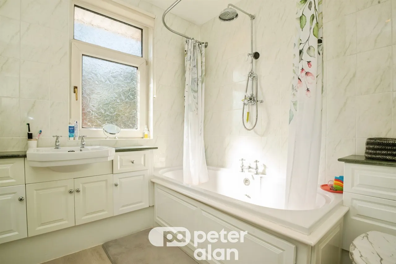 Usk Road, Pontypool, NP4, photo 20