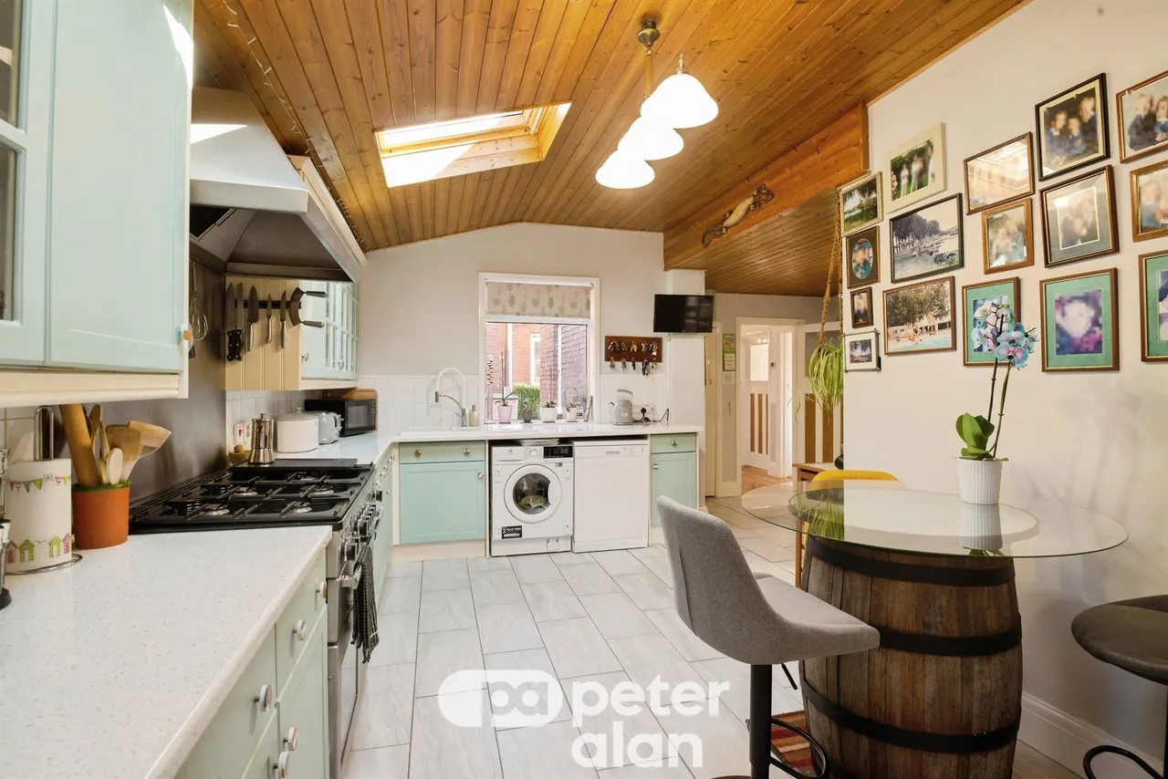 Usk Road, Pontypool, NP4, photo 3