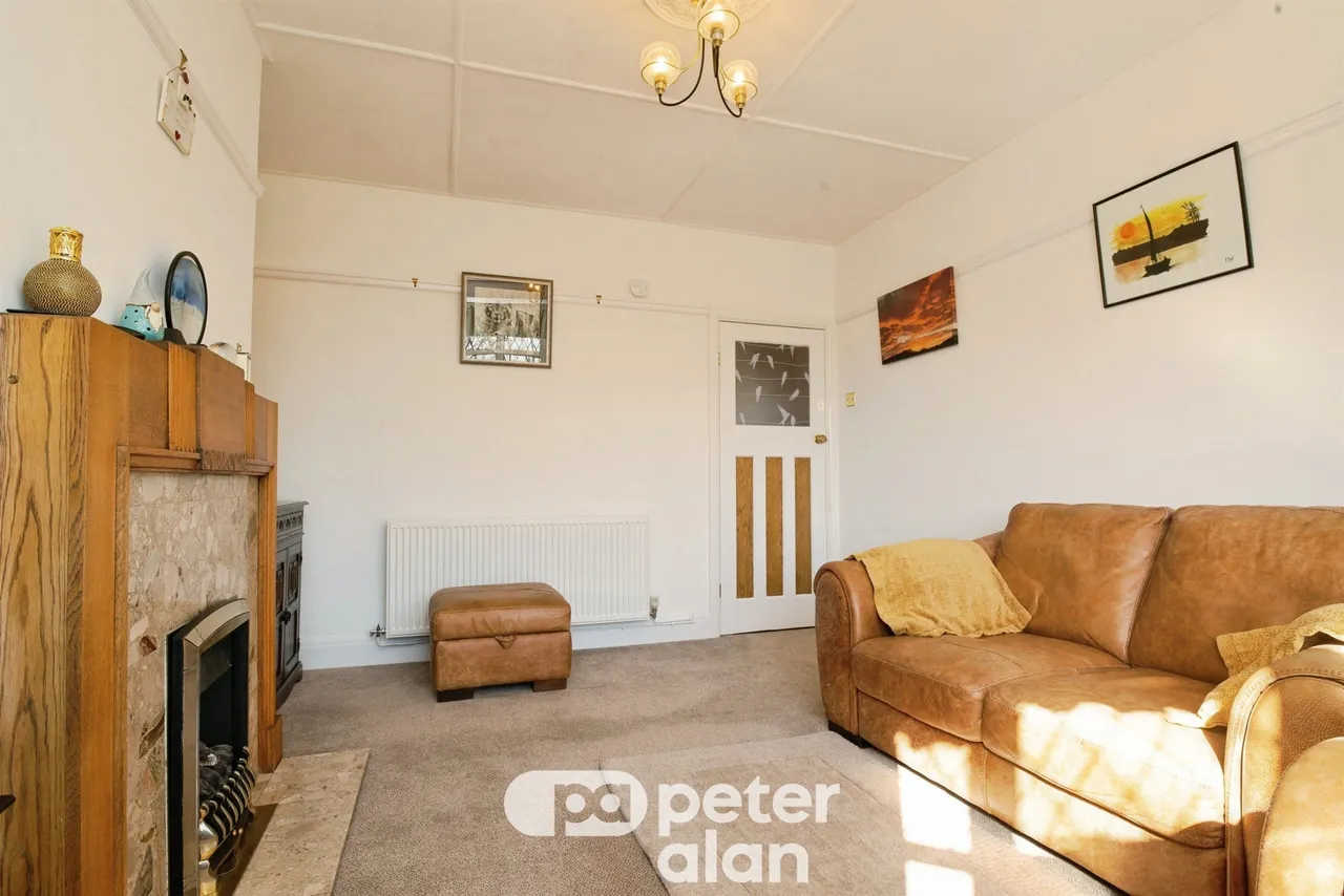 Usk Road, Pontypool, NP4, photo 6
