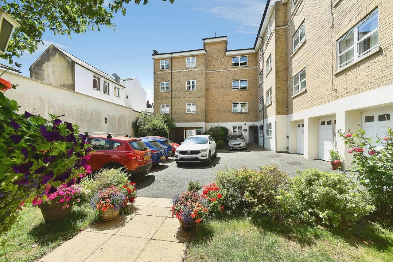 St. Georges Road, Brighton, BN2, photo 13