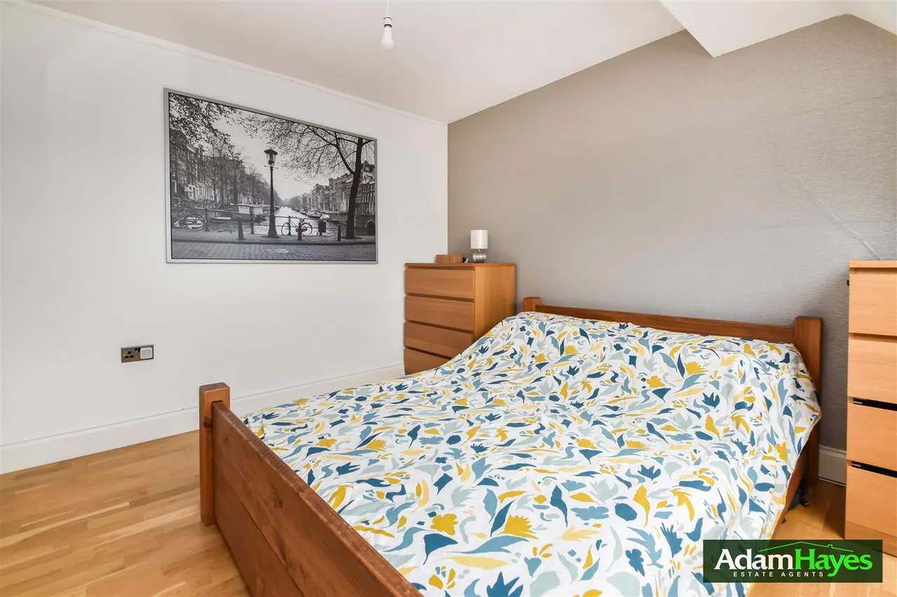 Friern Park, North Finchley, N12, photo 12