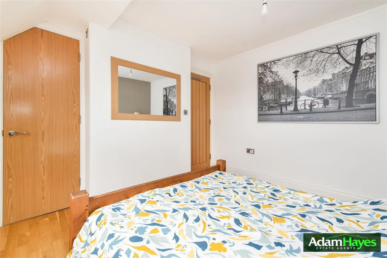 Friern Park, North Finchley, N12, photo 7