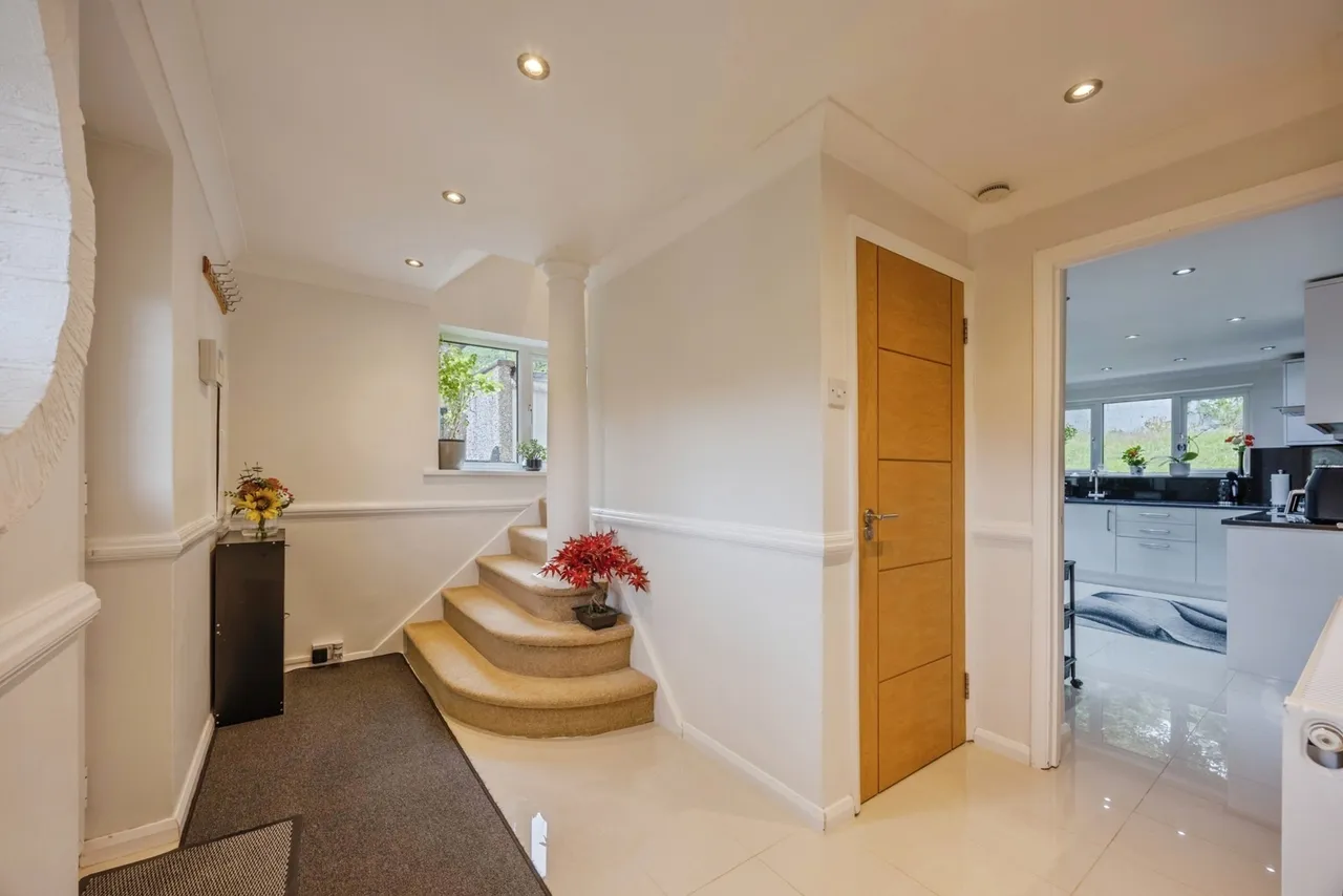 Somerton Close, Surrey, CR8, photo 5