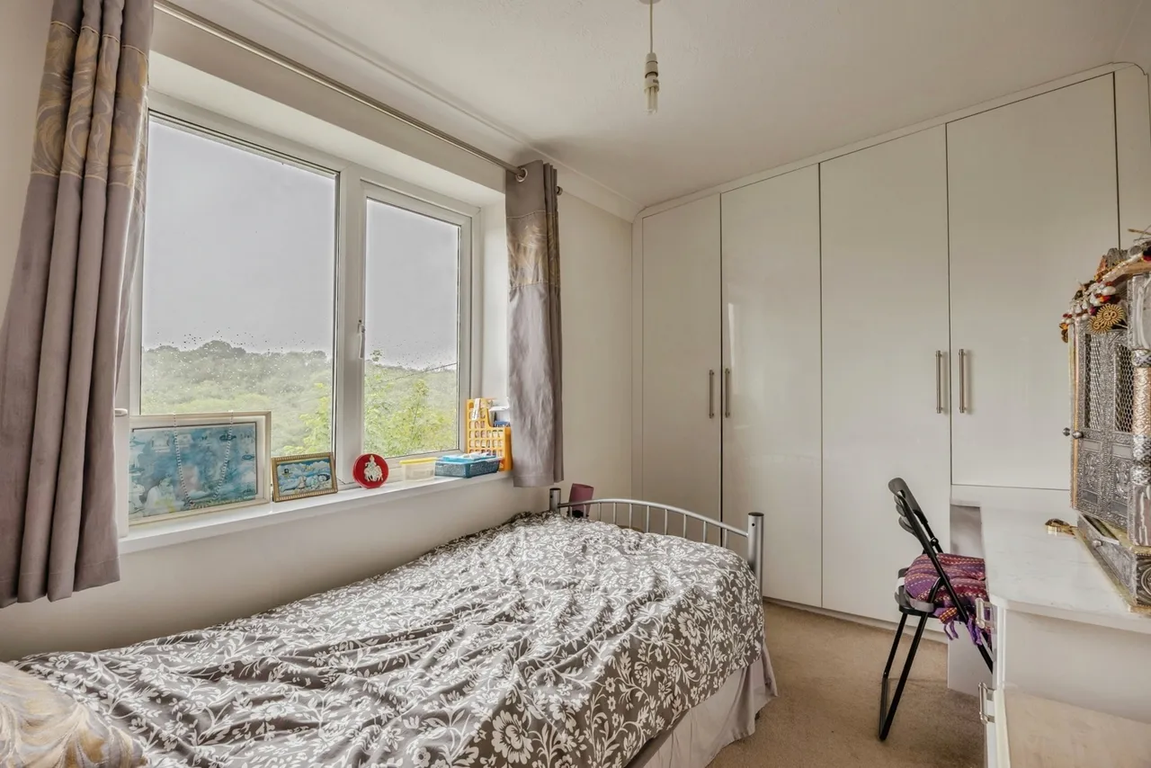 Somerton Close, Surrey, CR8, photo 8