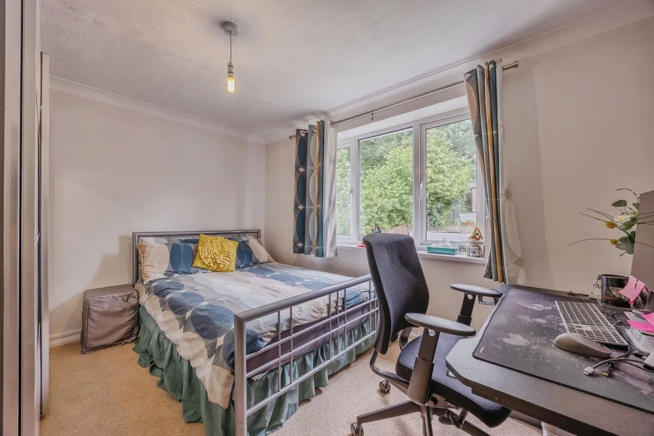 Somerton Close, Surrey, CR8, photo 14
