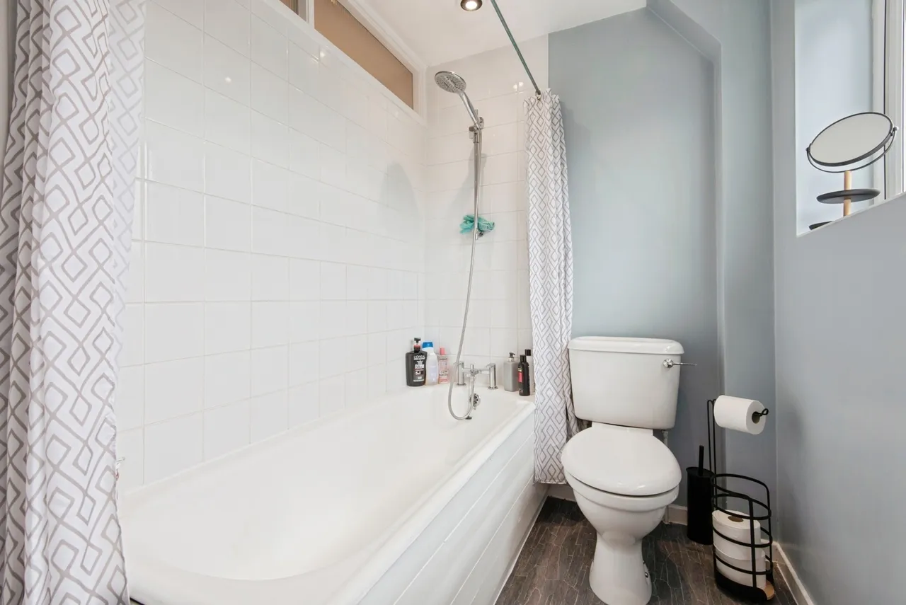Riverside Gardens, Biggleswade, Bedfordshire, SG18, photo 17