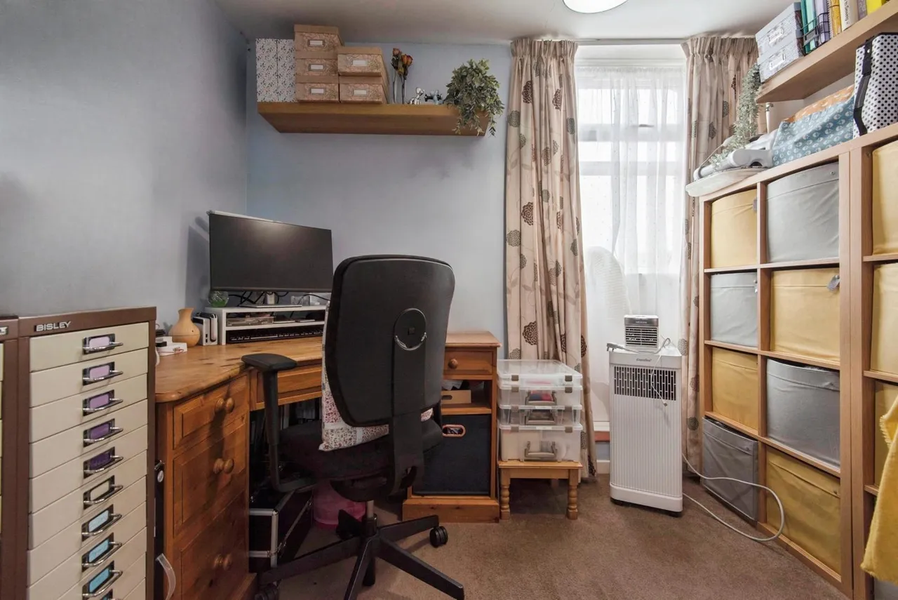 Riverside Gardens, Biggleswade, Bedfordshire, SG18, photo 16