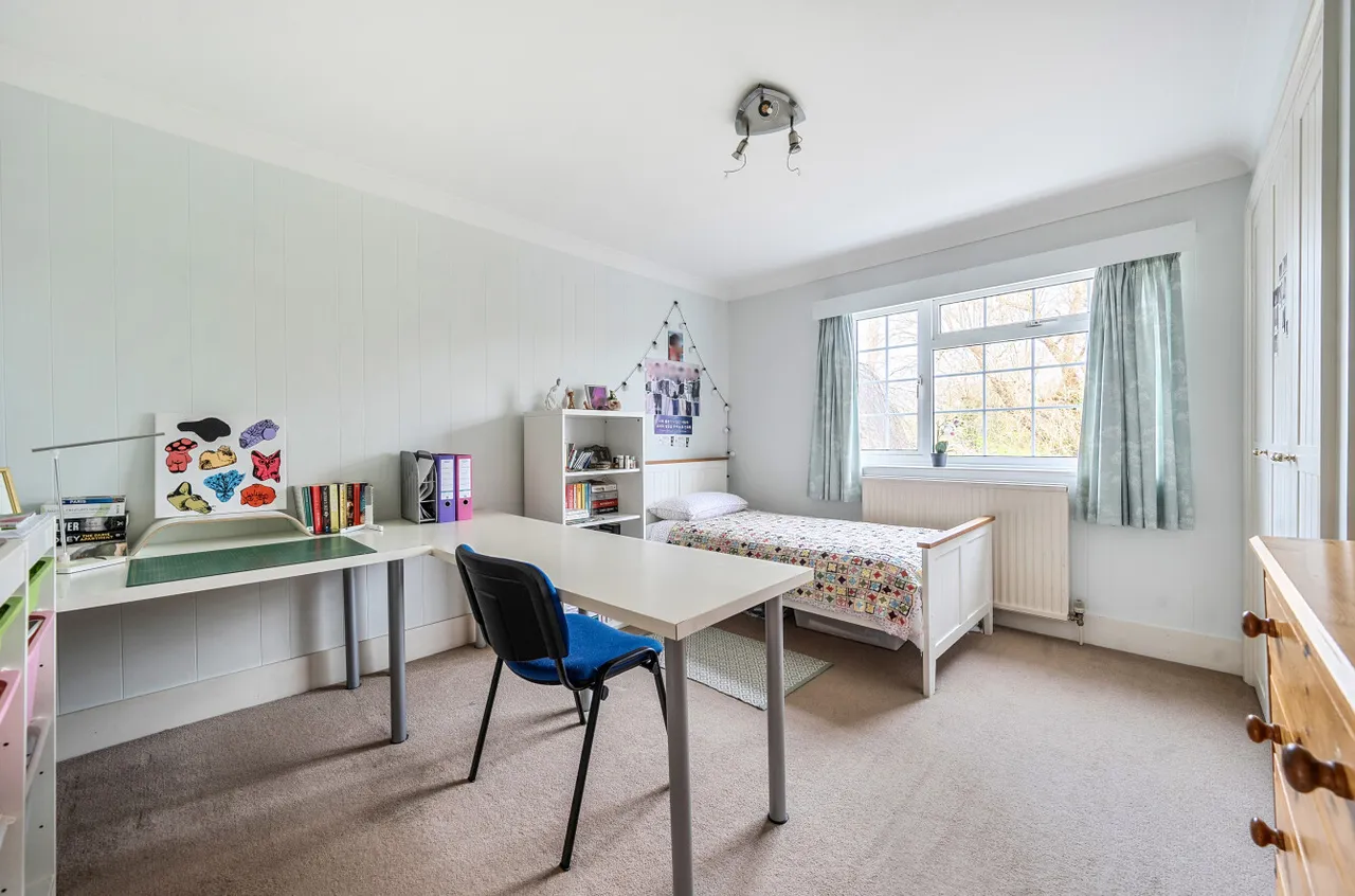 Biddenden Road, Frittenden, TN17, photo 14