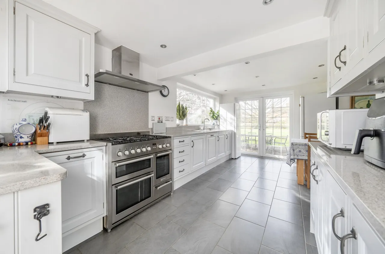 Biddenden Road, Frittenden, TN17, photo 6