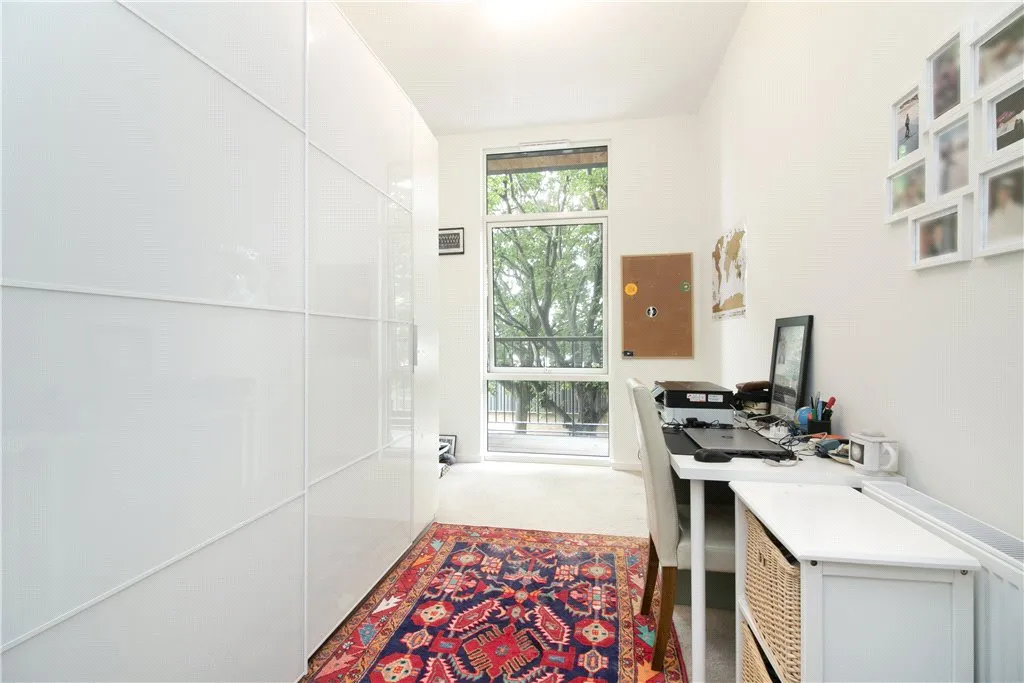 Stanley Road, Acton, W3, photo 10