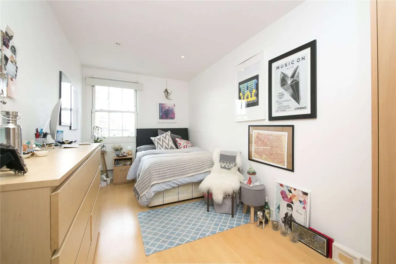Liverpool Road, Barnsbury, N1, photo 3