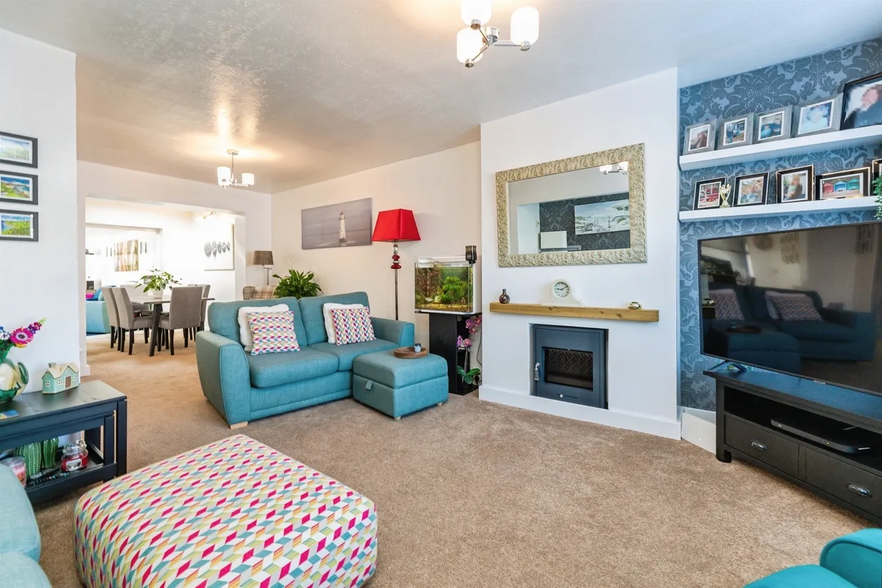 Standon Drive, Sheffield, photo 2