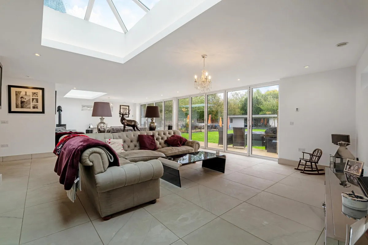 Village Road, Thorpe Egham, TW20, photo 4