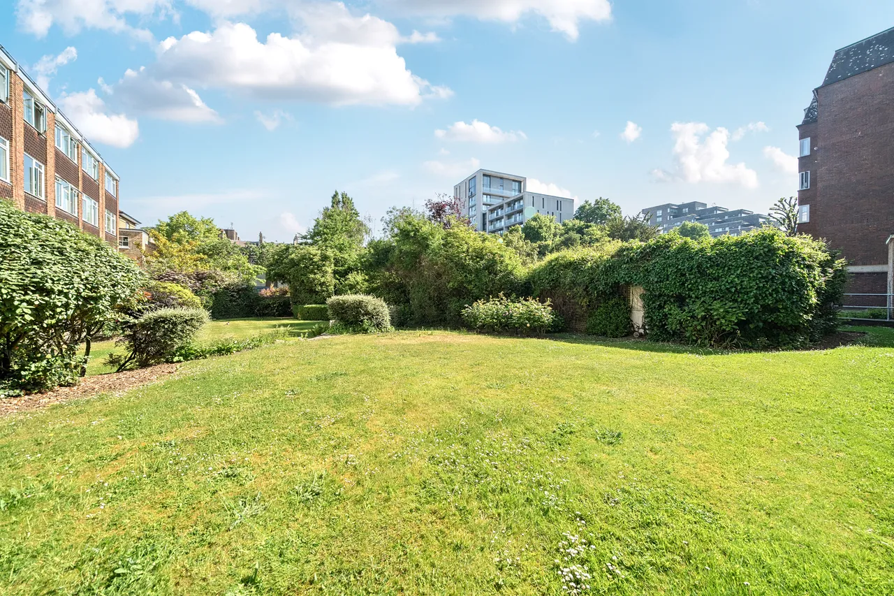 Putney Hill, London, SW15, photo 9