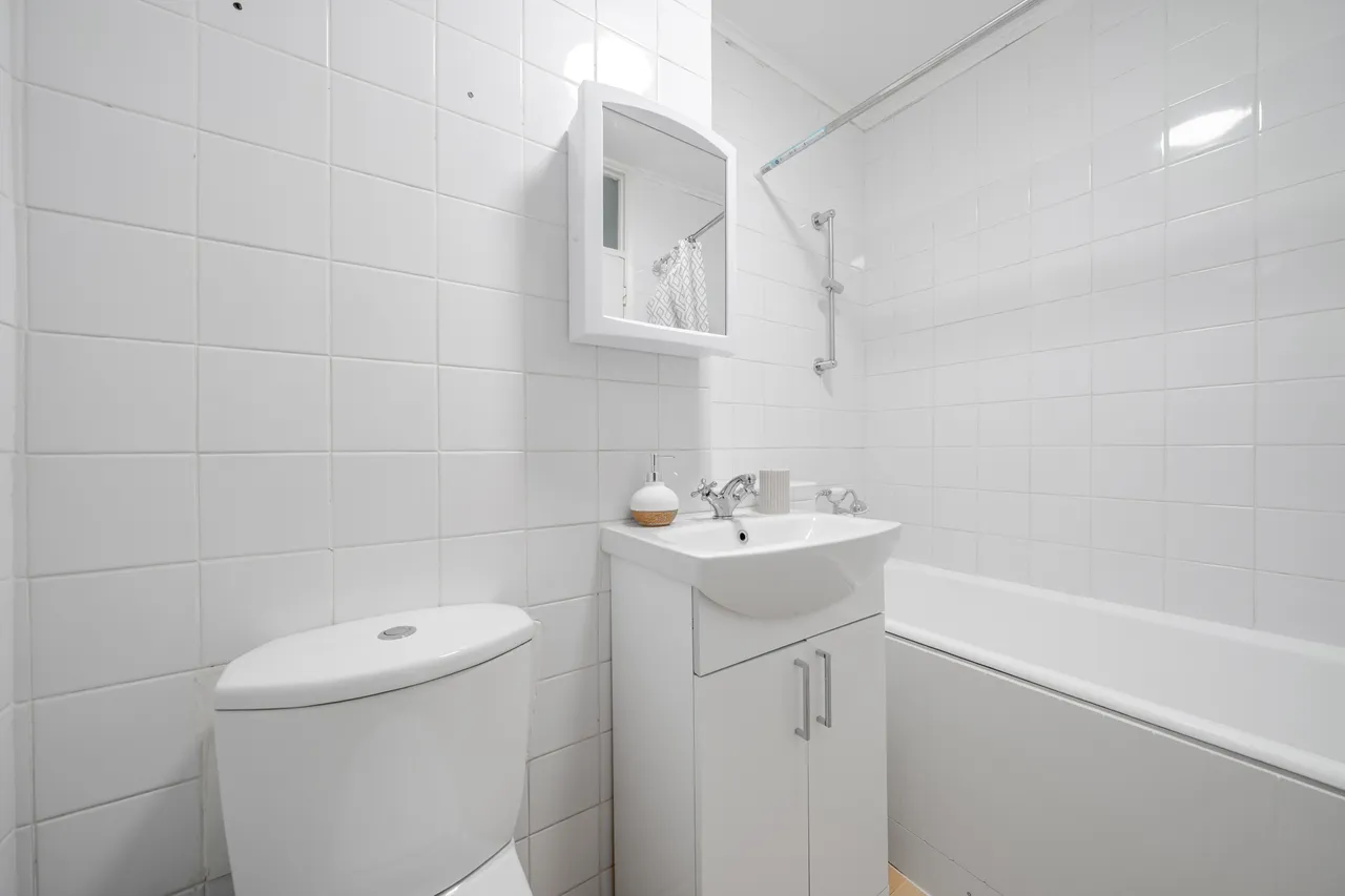 Putney Hill, London, SW15, photo 8