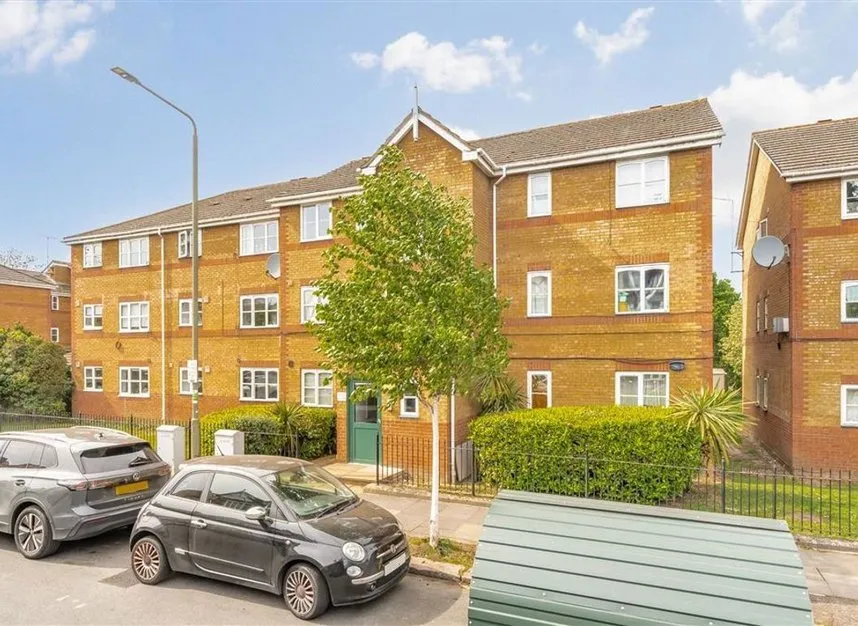 1 bed flat for sale — Somerton Road, Cricklewood, NW2