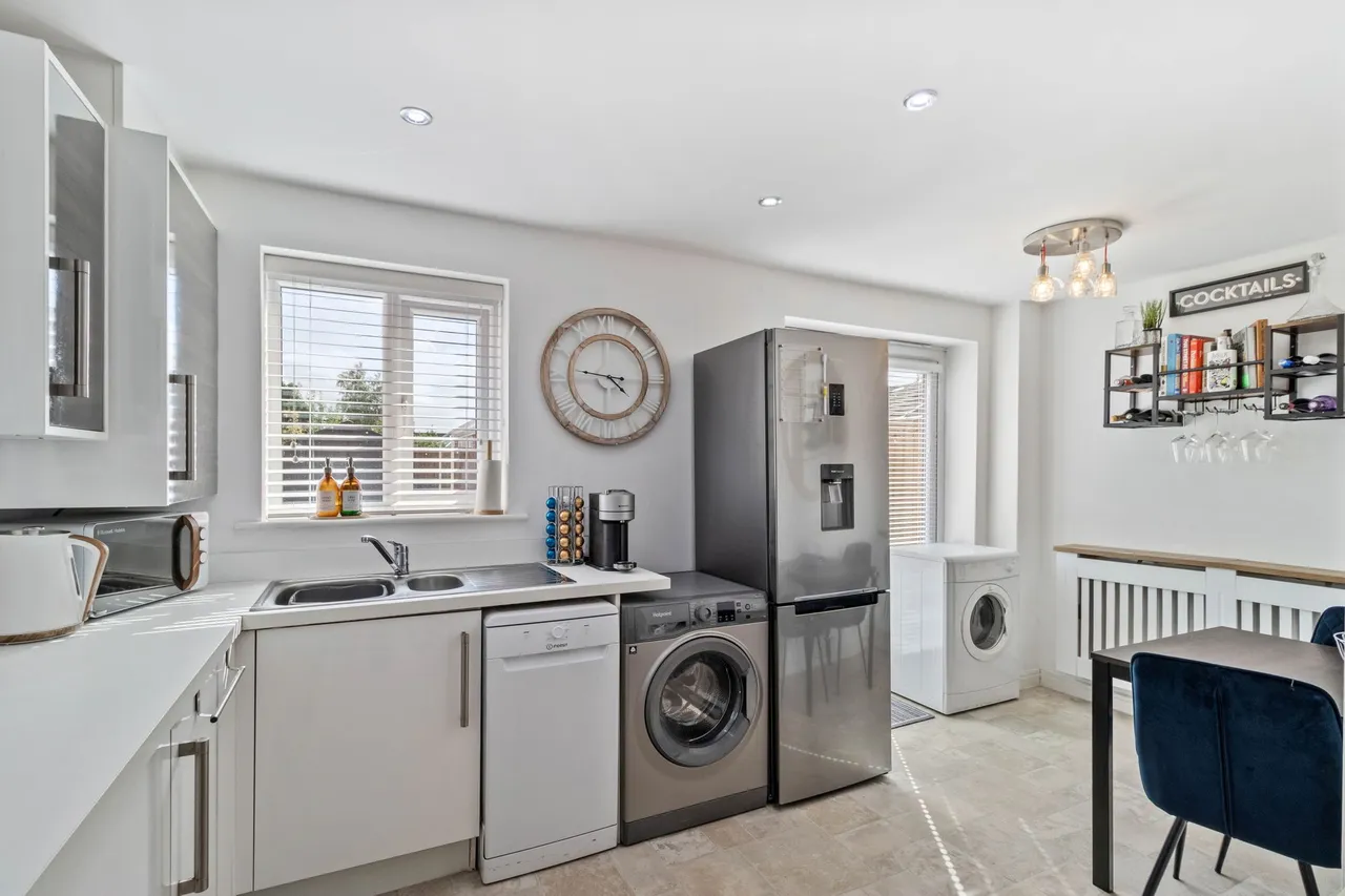 Wedgwood Drive, Warrington, WA4 6GA, photo 6