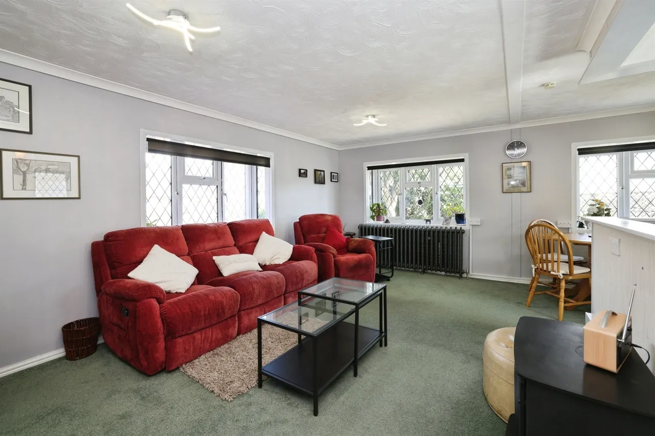 Bungalow Park, Amesbury, Salisbury, photo 2