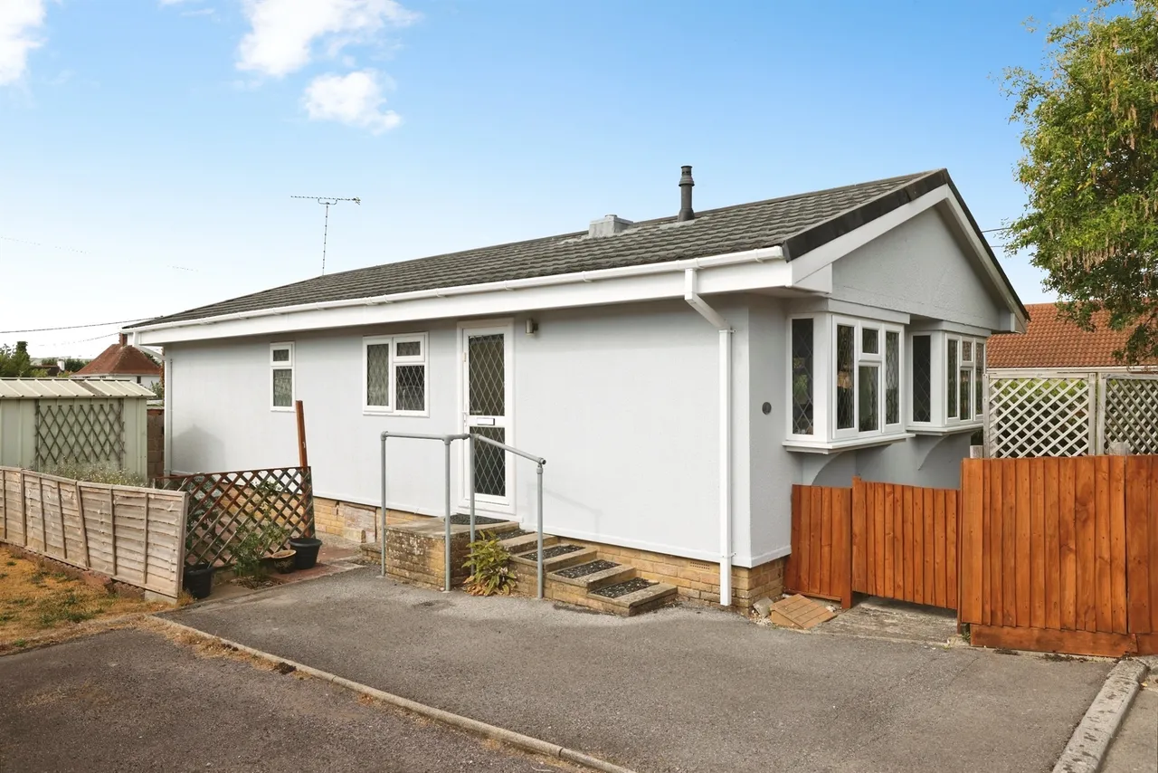 Bungalow Park, Amesbury, Salisbury, photo 5