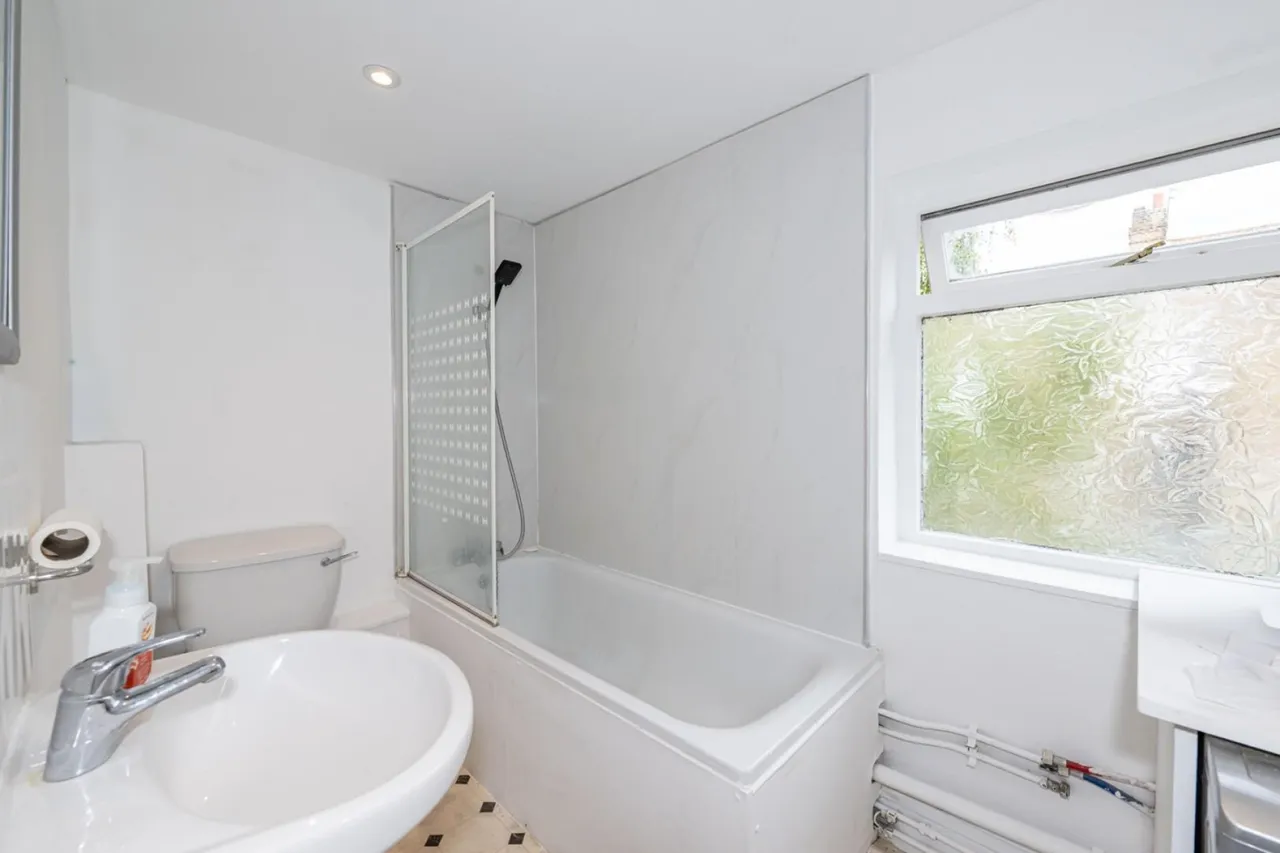 Tunis Road, Shepherds Bush, W12, photo 4