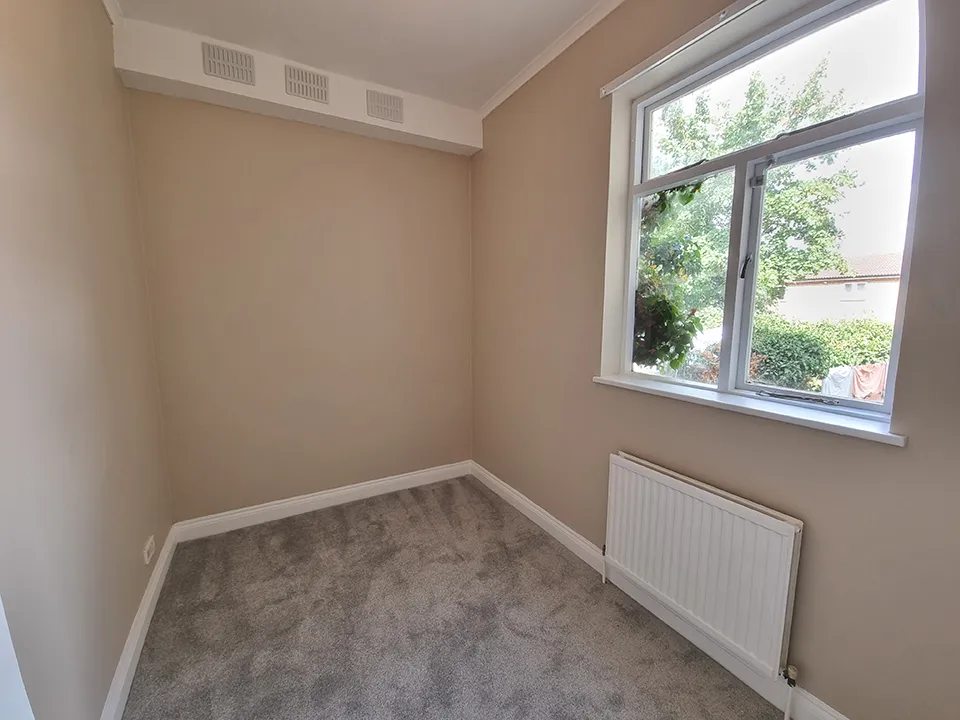 Ordnance Road, Enfield, EN3, photo 10