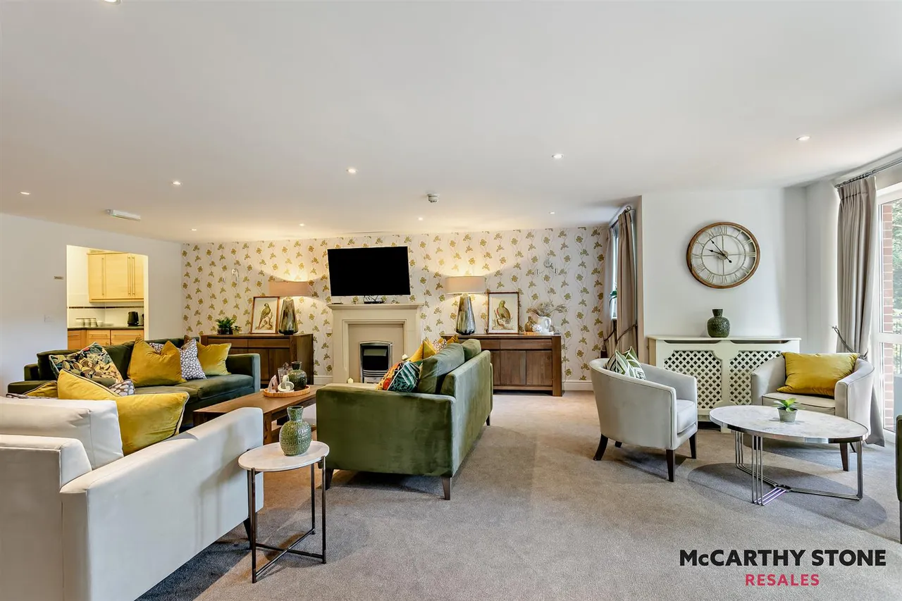 Cowick Street, Exeter, EX4, photo 12