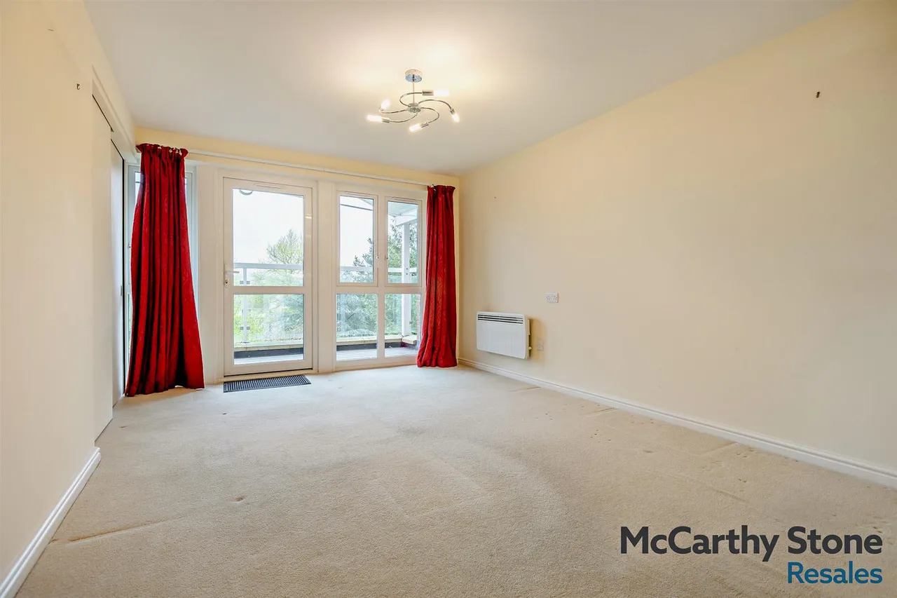 Cowick Street, Exeter, EX4, photo 4